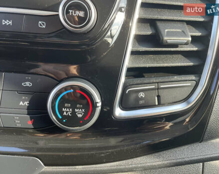 Сірий Форд Транзит Кастом, об'ємом двигуна 2 л та пробігом 227 тис. км за 19500 $, фото 17 на Automoto.ua