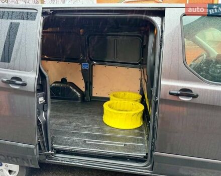 Сірий Форд Транзит Кастом, об'ємом двигуна 2 л та пробігом 196 тис. км за 16995 $, фото 29 на Automoto.ua