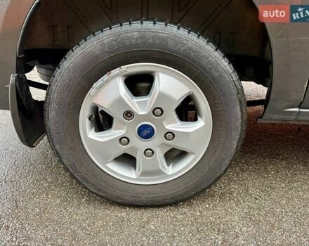 Сірий Форд Транзит Кастом, об'ємом двигуна 2 л та пробігом 196 тис. км за 16995 $, фото 11 на Automoto.ua
