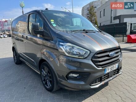 Серый Форд Транзит Кастом, объемом двигателя 2 л и пробегом 200 тыс. км за 19999 $, фото 1 на Automoto.ua