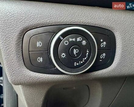 Синий Форд Транзит Кастом, объемом двигателя 2 л и пробегом 185 тыс. км за 16450 $, фото 29 на Automoto.ua