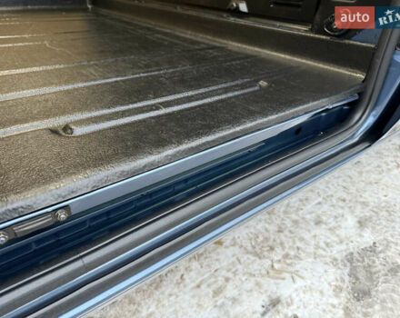 Синий Форд Транзит Кастом, объемом двигателя 2 л и пробегом 182 тыс. км за 18500 $, фото 123 на Automoto.ua