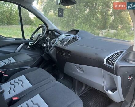 Синій Форд Транзит Кастом, об'ємом двигуна 2 л та пробігом 218 тис. км за 15909 $, фото 7 на Automoto.ua