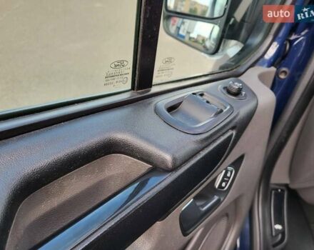 Синій Форд Транзит Кастом, об'ємом двигуна 2 л та пробігом 150 тис. км за 14700 $, фото 33 на Automoto.ua