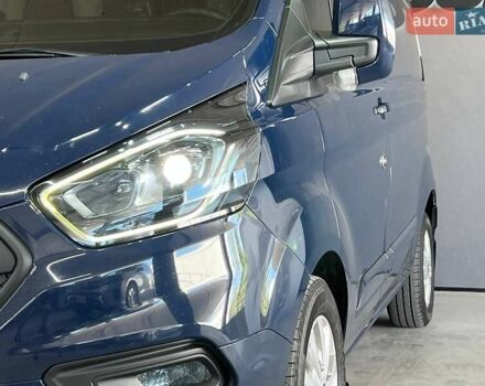 Синій Форд Транзит Кастом, об'ємом двигуна 2 л та пробігом 242 тис. км за 18699 $, фото 1 на Automoto.ua