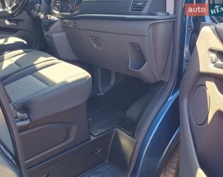 Синий Форд Транзит Кастом, объемом двигателя 2 л и пробегом 260 тыс. км за 18800 $, фото 10 на Automoto.ua