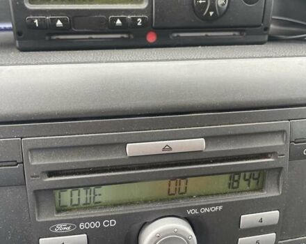 Белый Форд Транзит, объемом двигателя 2.2 л и пробегом 190 тыс. км за 16500 $, фото 10 на Automoto.ua