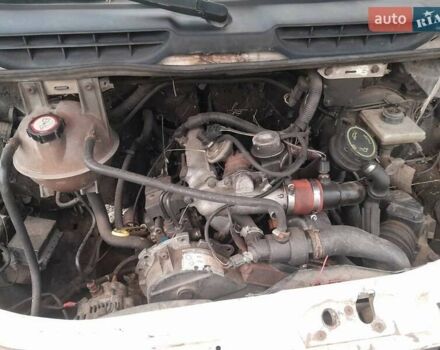 Белый Форд Транзит, объемом двигателя 2.5 л и пробегом 888 тыс. км за 3811 $, фото 11 на Automoto.ua