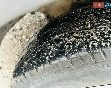 Белый Форд Транзит, объемом двигателя 2.2 л и пробегом 300 тыс. км за 15900 $, фото 35 на Automoto.ua