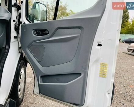 Белый Форд Транзит, объемом двигателя 2.2 л и пробегом 300 тыс. км за 15900 $, фото 25 на Automoto.ua