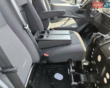 Белый Форд Транзит, объемом двигателя 0 л и пробегом 213 тыс. км за 17999 $, фото 42 на Automoto.ua