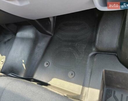 Белый Форд Транзит, объемом двигателя 0 л и пробегом 213 тыс. км за 17999 $, фото 43 на Automoto.ua