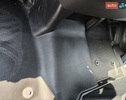 Білий Форд Транзит, об'ємом двигуна 0 л та пробігом 213 тис. км за 17999 $, фото 30 на Automoto.ua