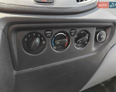 Белый Форд Транзит, объемом двигателя 0 л и пробегом 213 тыс. км за 17999 $, фото 34 на Automoto.ua