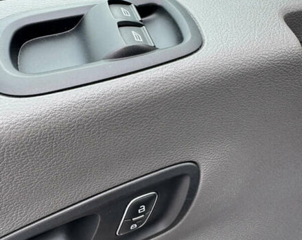 Белый Форд Транзит, объемом двигателя 2 л и пробегом 247 тыс. км за 20900 $, фото 16 на Automoto.ua