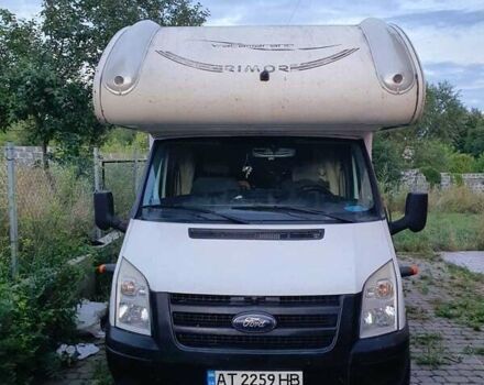 Белый Форд Транзит, объемом двигателя 2.2 л и пробегом 240 тыс. км за 35542 $, фото 3 на Automoto.ua
