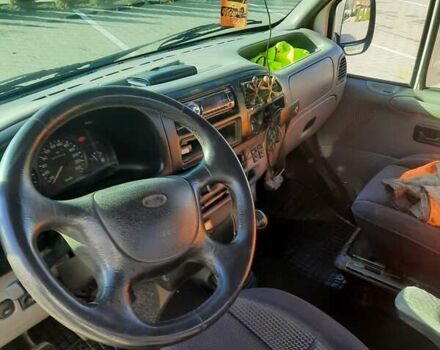 Белый Форд Транзит, объемом двигателя 2.5 л и пробегом 370 тыс. км за 8500 $, фото 5 на Automoto.ua