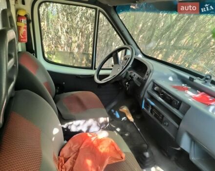 Білий Форд Транзит, об'ємом двигуна 2.5 л та пробігом 500 тис. км за 1450 $, фото 3 на Automoto.ua