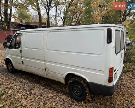 Белый Форд Транзит, объемом двигателя 2.5 л и пробегом 500 тыс. км за 2300 $, фото 3 на Automoto.ua