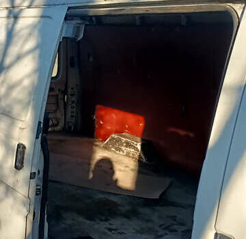 Білий Форд Транзит, об'ємом двигуна 2.5 л та пробігом 300 тис. км за 3000 $, фото 8 на Automoto.ua