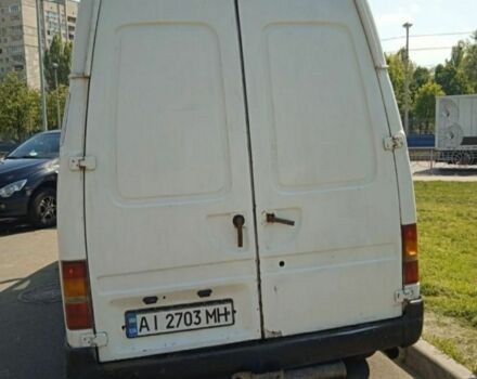 Белый Форд Транзит, объемом двигателя 2.3 л и пробегом 320 тыс. км за 1850 $, фото 4 на Automoto.ua