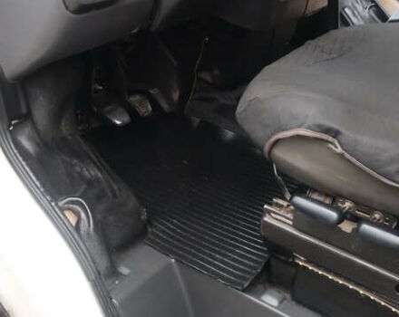 Білий Форд Транзит, об'ємом двигуна 2.4 л та пробігом 560 тис. км за 4200 $, фото 6 на Automoto.ua