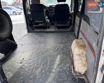 Белый Форд Транзит, объемом двигателя 2 л и пробегом 300 тыс. км за 2999 $, фото 10 на Automoto.ua