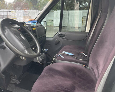 Форд Транзит 2003 в Кременчуге на Automoto.ua Белый Форд Транзит, объемом двигателя 2 л и пробегом 420 тыс. км за 5000 $, фото 6 на Automoto.ua