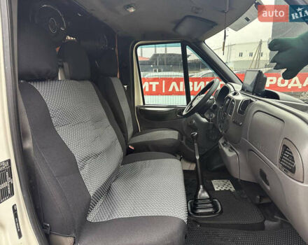 Білий Форд Транзит, об'ємом двигуна 2 л та пробігом 450 тис. км за 4799 $, фото 24 на Automoto.ua