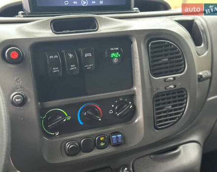 Білий Форд Транзит, об'ємом двигуна 2 л та пробігом 450 тис. км за 4799 $, фото 15 на Automoto.ua