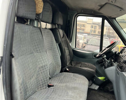 Білий Форд Транзит, об'ємом двигуна 2.4 л та пробігом 547 тис. км за 8500 $, фото 10 на Automoto.ua