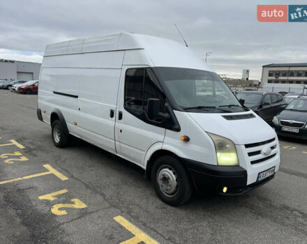 Белый Форд Транзит, объемом двигателя 2.4 л и пробегом 547 тыс. км за 8999 $, фото 1 на Automoto.ua