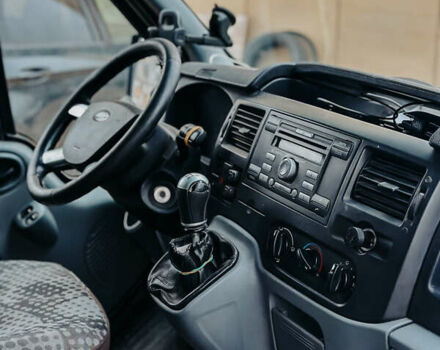 Білий Форд Транзит, об'ємом двигуна 2.2 л та пробігом 30 тис. км за 5000 $, фото 7 на Automoto.ua