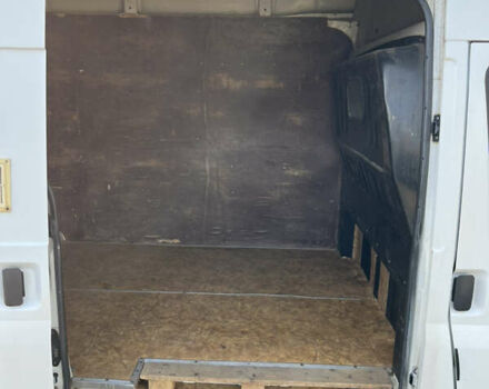 Белый Форд Транзит, объемом двигателя 2.4 л и пробегом 500 тыс. км за 8300 $, фото 3 на Automoto.ua