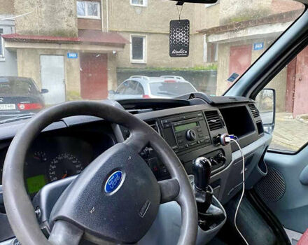 Білий Форд Транзит, об'ємом двигуна 2.2 л та пробігом 400 тис. км за 4100 $, фото 6 на Automoto.ua