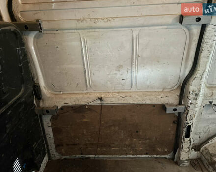 Белый Форд Транзит, объемом двигателя 2.2 л и пробегом 290 тыс. км за 4500 $, фото 14 на Automoto.ua