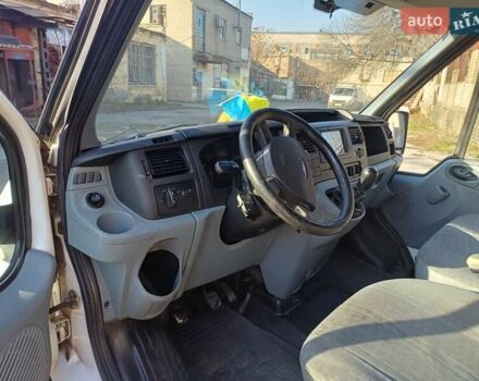 Белый Форд Транзит, объемом двигателя 2.2 л и пробегом 464 тыс. км за 7500 $, фото 6 на Automoto.ua