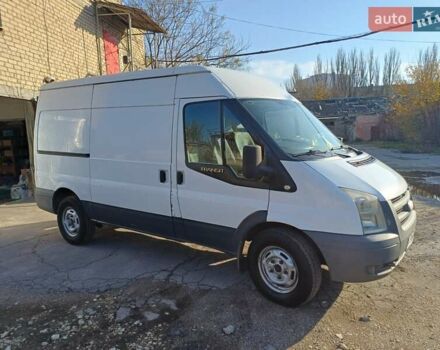Белый Форд Транзит, объемом двигателя 2.2 л и пробегом 464 тыс. км за 7500 $, фото 2 на Automoto.ua