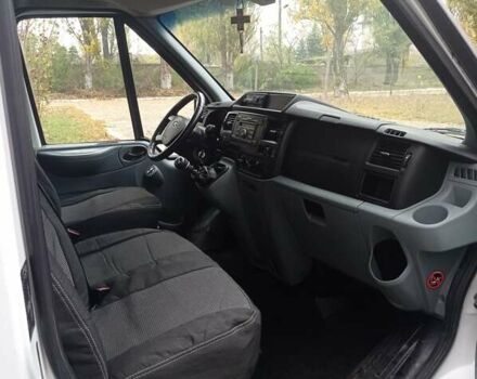 Белый Форд Транзит, объемом двигателя 2.4 л и пробегом 586 тыс. км за 8700 $, фото 3 на Automoto.ua