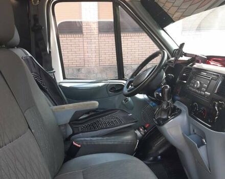 Белый Форд Транзит, объемом двигателя 2.2 л и пробегом 370 тыс. км за 5000 $, фото 10 на Automoto.ua