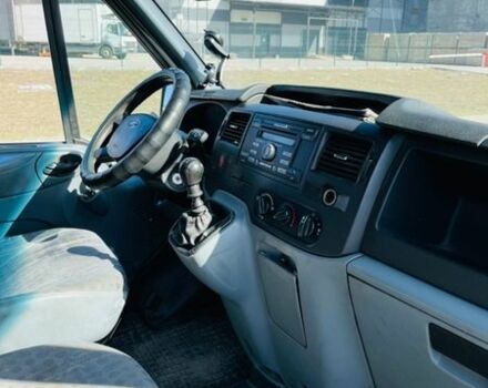 Білий Форд Транзит, об'ємом двигуна 2.2 л та пробігом 400 тис. км за 9500 $, фото 13 на Automoto.ua