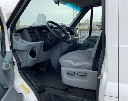 Білий Форд Транзит, об'ємом двигуна 2.4 л та пробігом 584 тис. км за 8250 $, фото 8 на Automoto.ua