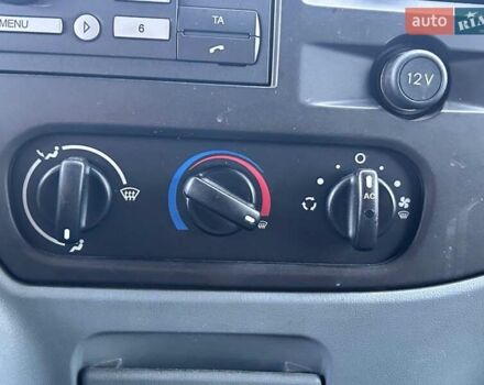 Білий Форд Транзит, об'ємом двигуна 2.2 л та пробігом 240 тис. км за 11200 $, фото 7 на Automoto.ua