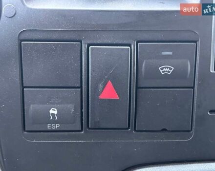 Білий Форд Транзит, об'ємом двигуна 2.2 л та пробігом 240 тис. км за 11200 $, фото 19 на Automoto.ua