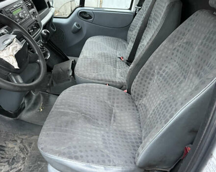 Білий Форд Транзит, об'ємом двигуна 2.2 л та пробігом 400 тис. км за 6300 $, фото 14 на Automoto.ua