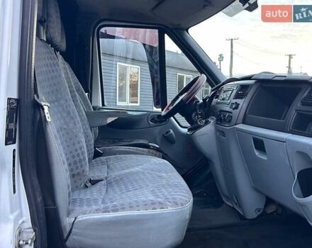Білий Форд Транзит, об'ємом двигуна 2.2 л та пробігом 240 тис. км за 11200 $, фото 22 на Automoto.ua