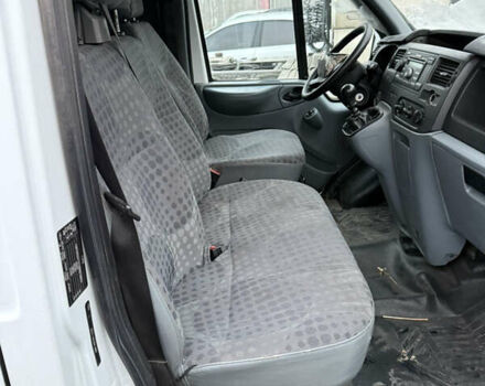 Білий Форд Транзит, об'ємом двигуна 2.2 л та пробігом 400 тис. км за 6300 $, фото 12 на Automoto.ua