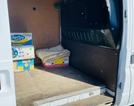 Білий Форд Транзит, об'ємом двигуна 2.2 л та пробігом 400 тис. км за 9500 $, фото 19 на Automoto.ua