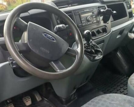 Белый Форд Транзит, объемом двигателя 2.2 л и пробегом 225 тыс. км за 11000 $, фото 7 на Automoto.ua