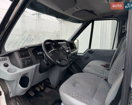 Белый Форд Транзит, объемом двигателя 2.2 л и пробегом 220 тыс. км за 10100 $, фото 13 на Automoto.ua